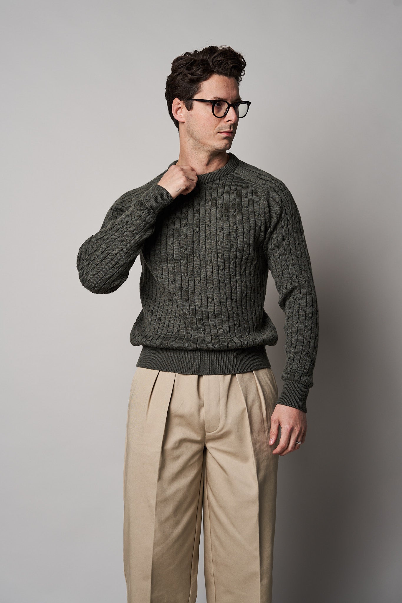 KN02 Cable Knit Jumper - Moss Green