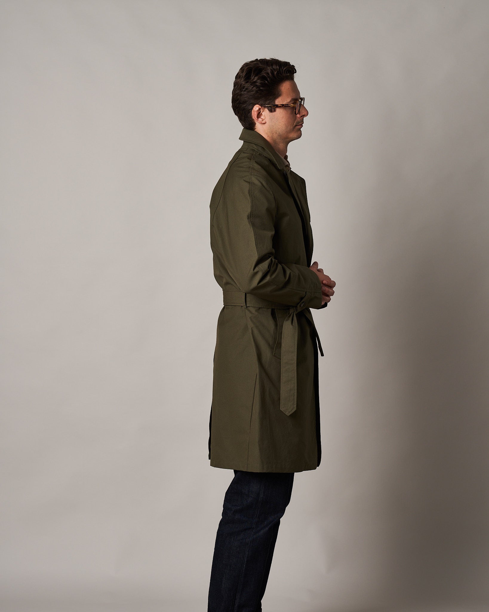 C012 Walking Coat Olive