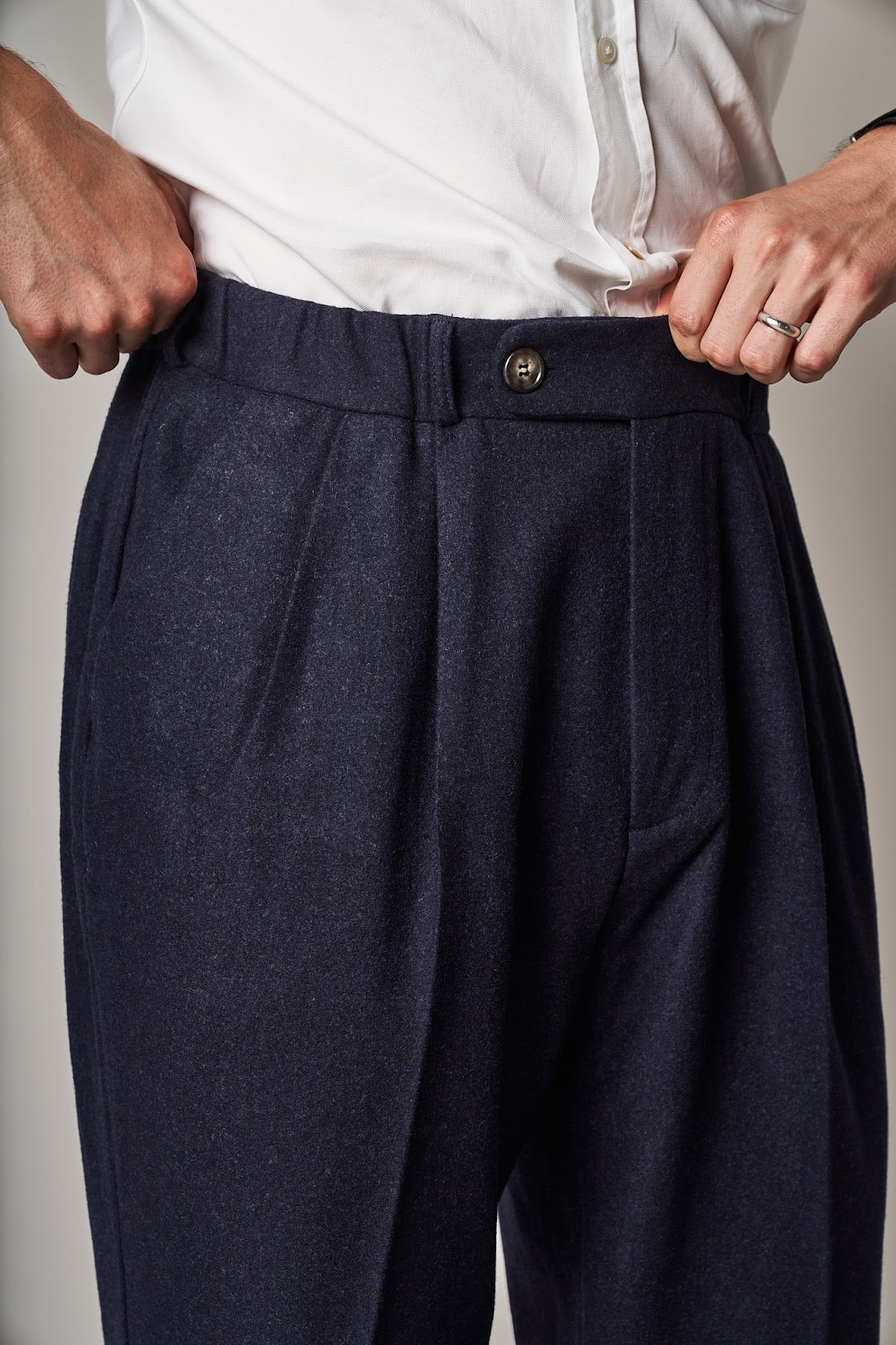 T010 Easy Trousers - Navy